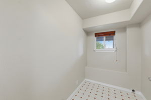  Photo 51