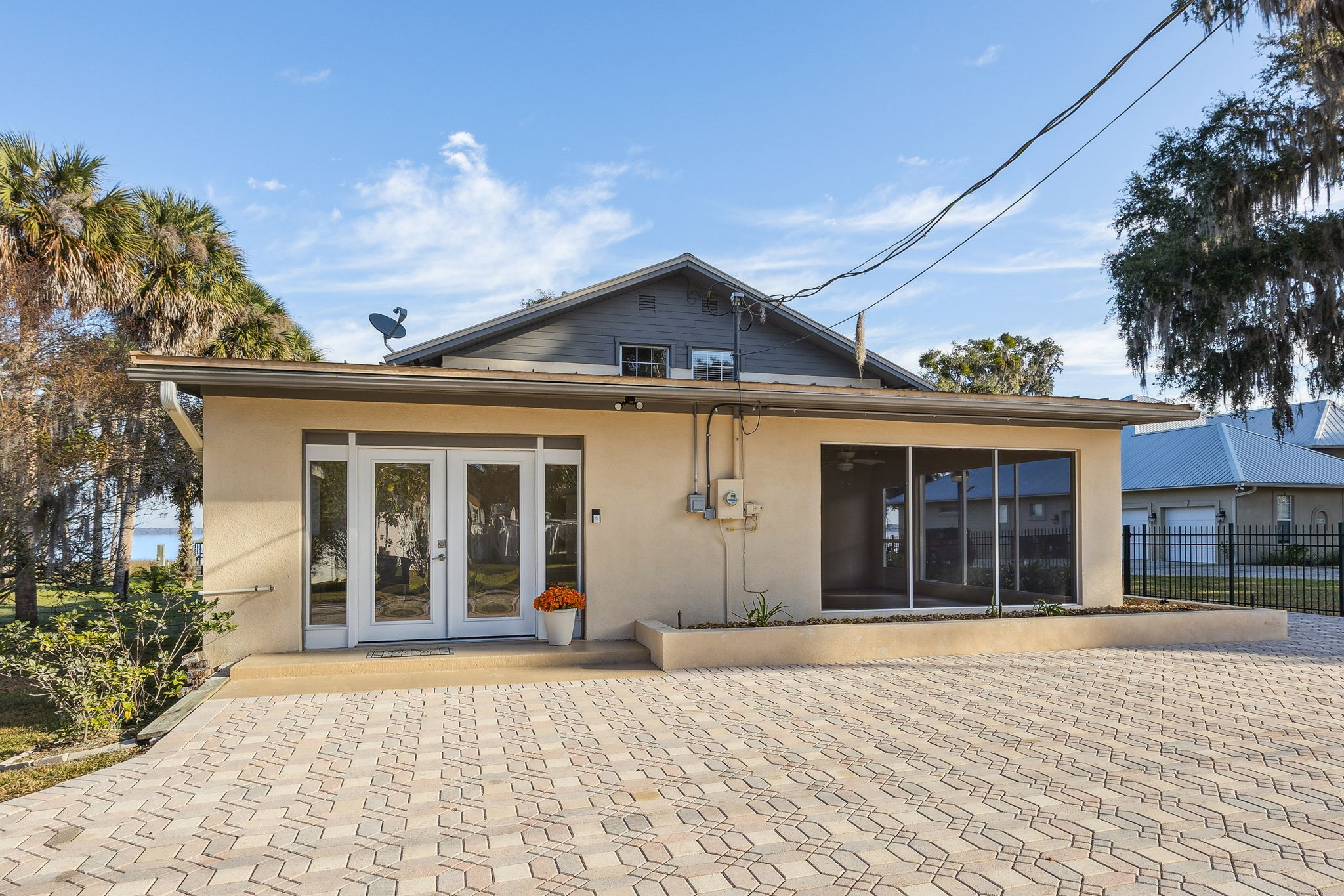 Welcome to 200 Paradise Ln