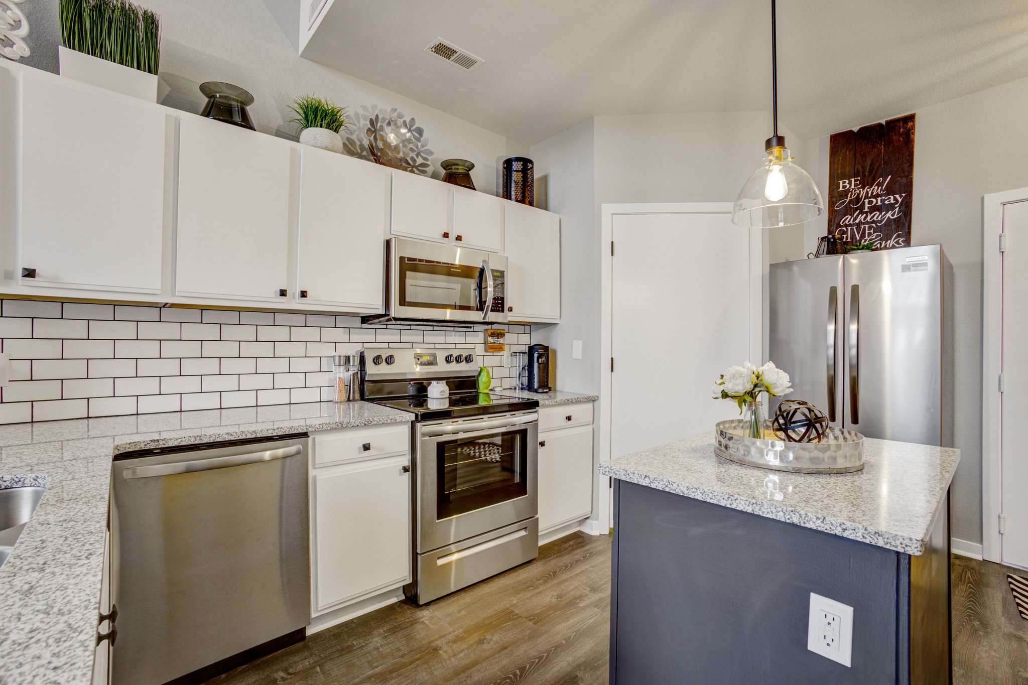 200 S Kirkwood Rd, Kirkwood, MO 63122, USA Photo 16