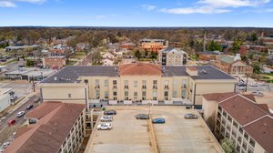 200 S Kirkwood Rd, Kirkwood, MO 63122, USA Photo 8