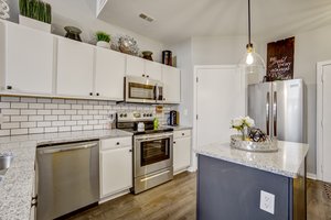 200 S Kirkwood Rd, Kirkwood, MO 63122, USA Photo 15