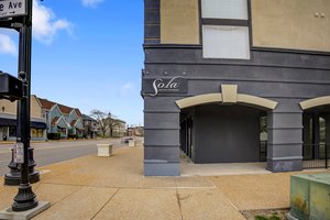 200 S Kirkwood Rd, Kirkwood, MO 63122, USA Photo 2