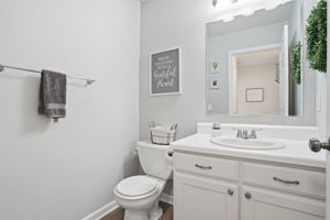  Photo 44