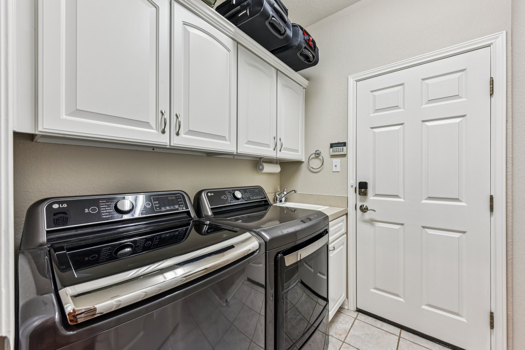 Scurry Pass-S0704-025.jpg