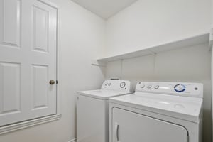 Thomas Cove-S2008-032.jpg