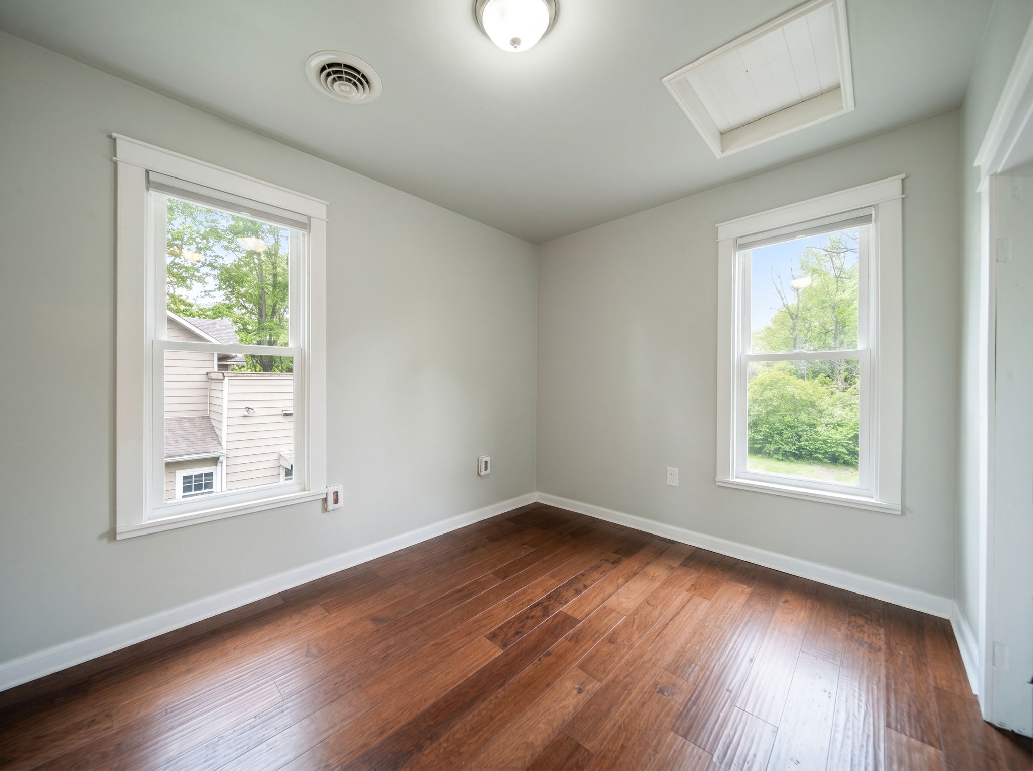 C.H.- 200 W Main St, Waldo-41