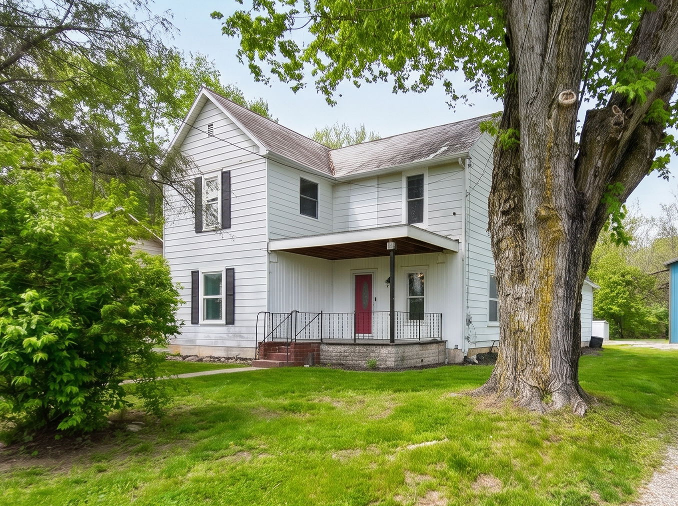 C.H.- 200 W Main St, Waldo-76