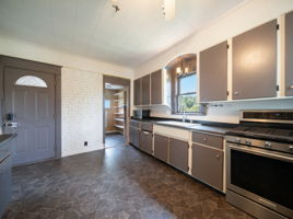 C.H.- 200 W Main St, Waldo-24