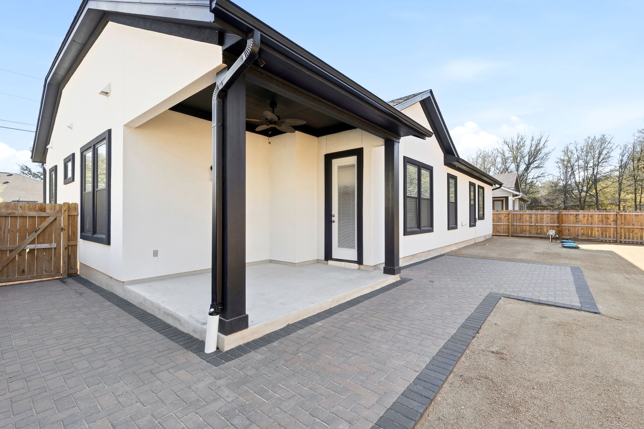 Back of House/Covered Patio