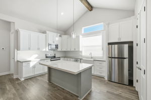 Kitchen/Breakfast Bar