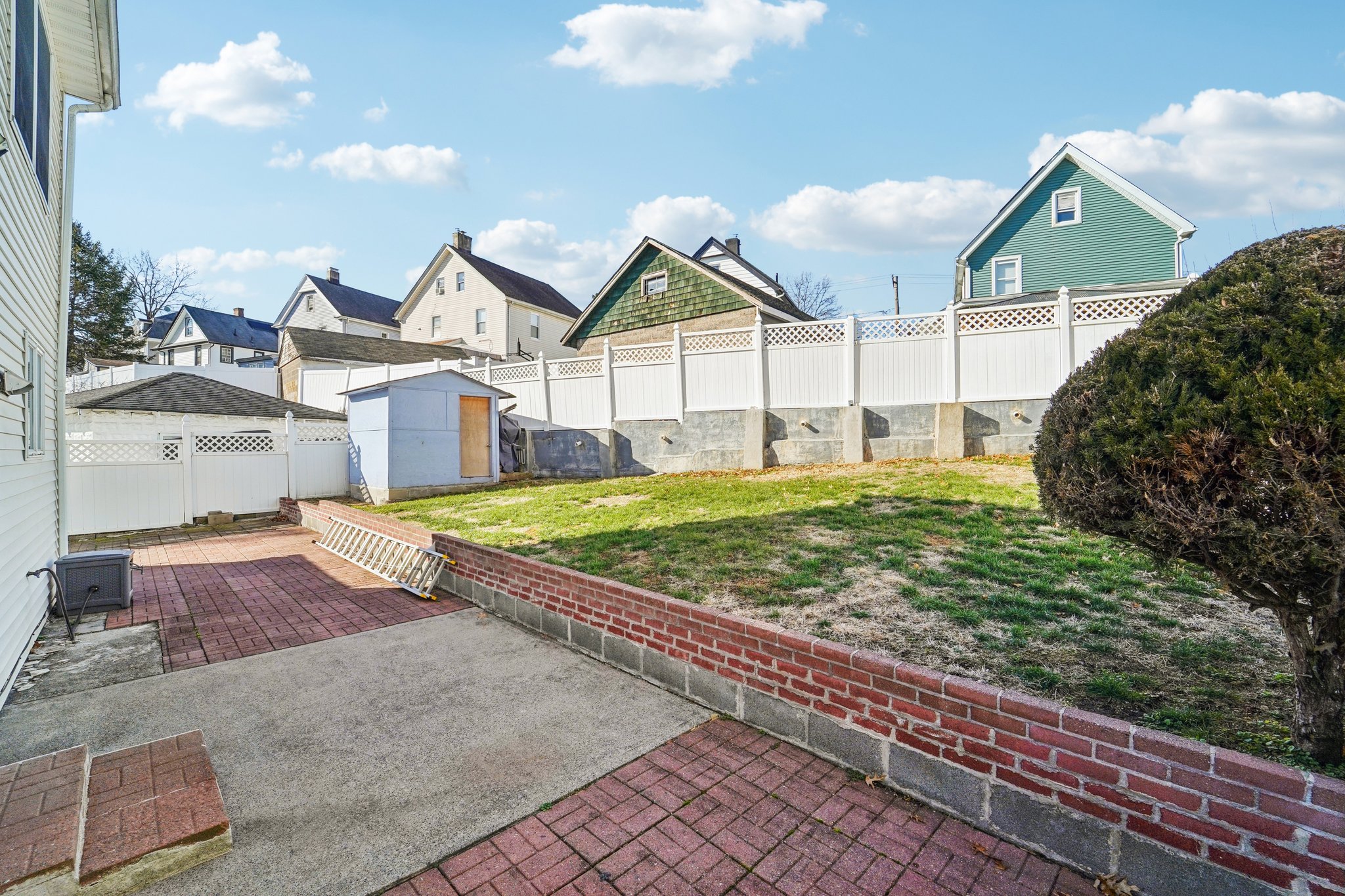 West St-S1601-034.jpg