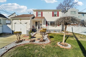 West St-S1601-001.jpg