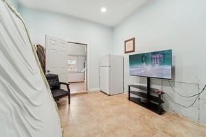 West St-S1601-033.jpg