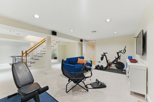  Photo 48