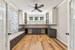 Inverness Dr-1304-013.jpg
