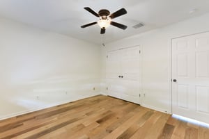 Inverness Dr-1304-027.jpg