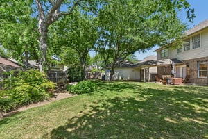 Inverness Dr-1304-044.jpg