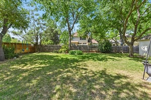 Inverness Dr-1304-046.jpg