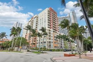 N Bayshore Dr 304-001.jpg