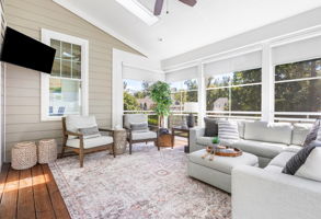 22-Sunroom
