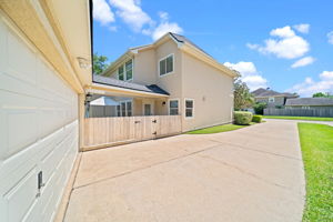  Photo 41