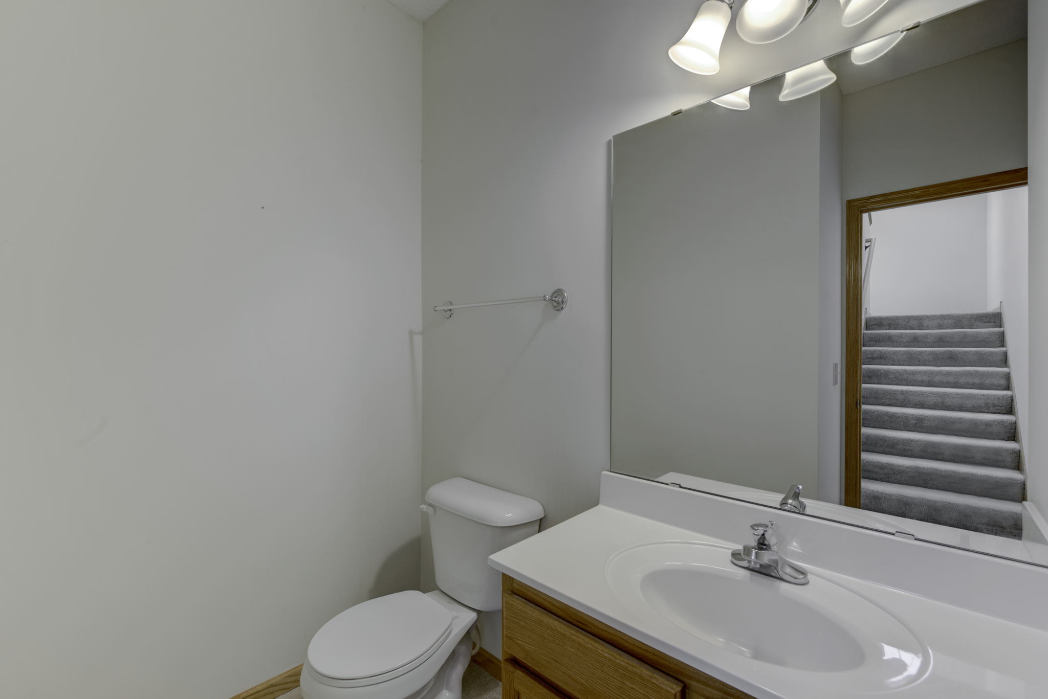16_1 Bathroom