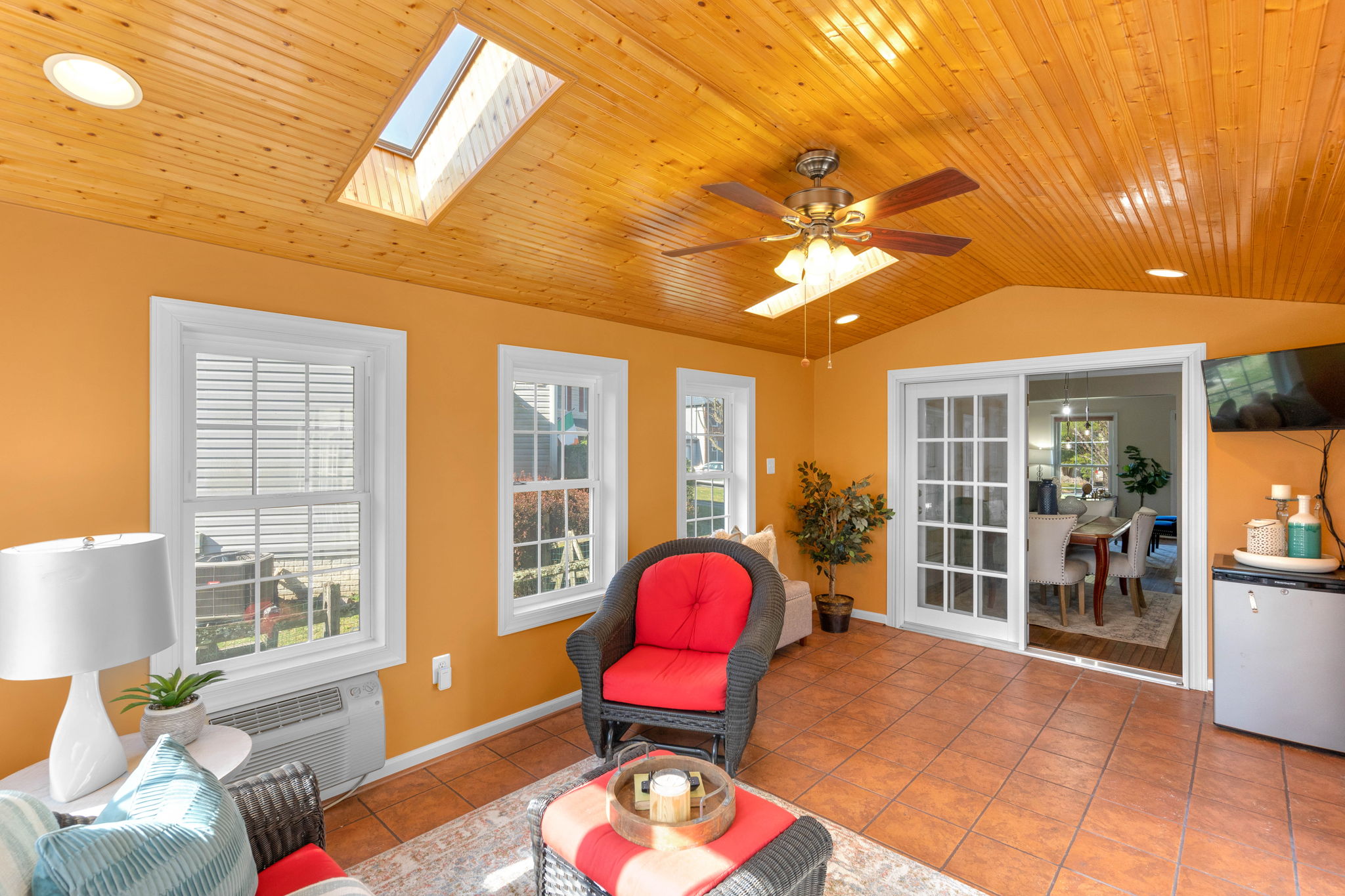 20009 Cinnabar Dr, Gaithersburg, MD 20879, USA Photo 26