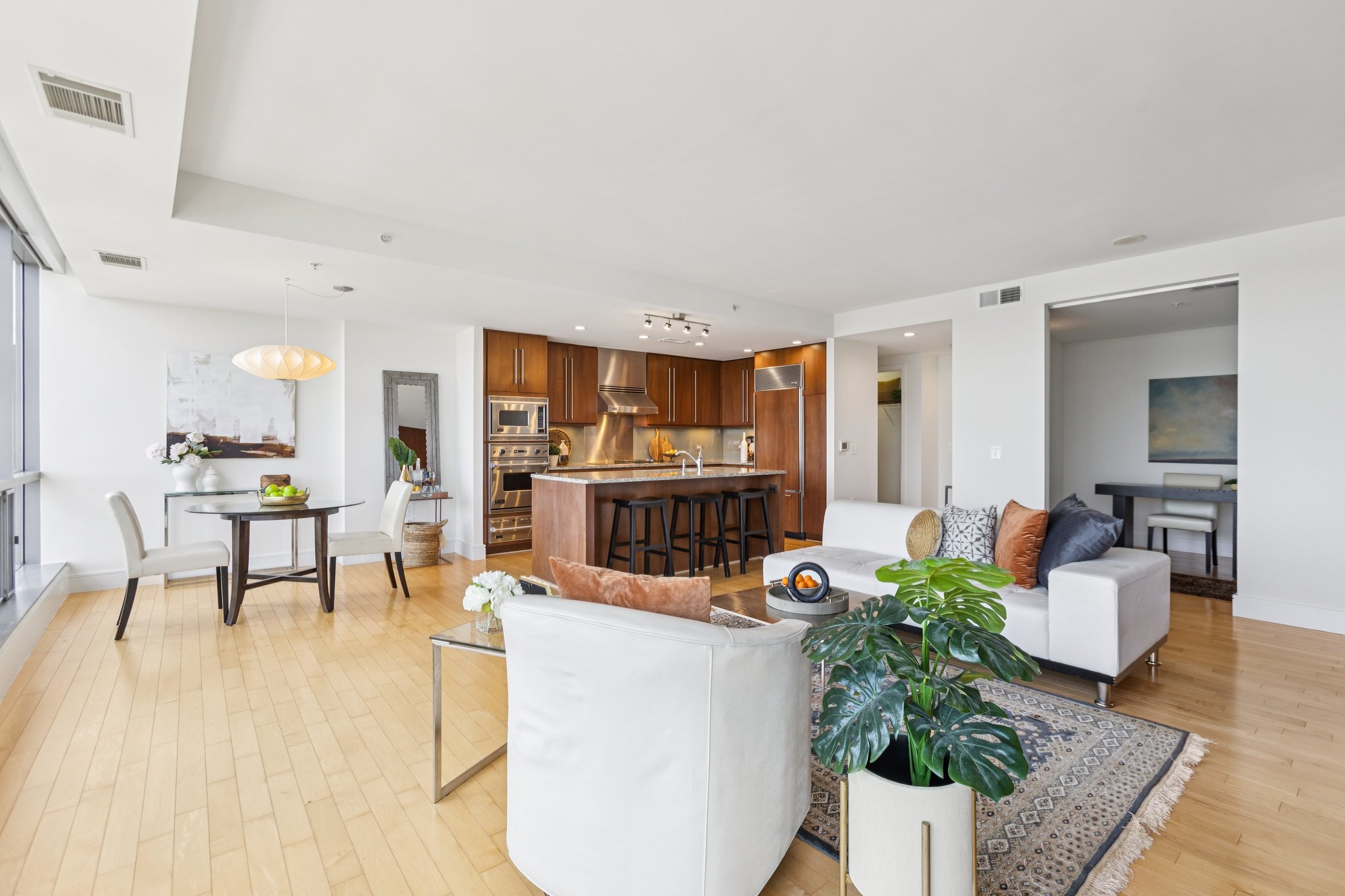 2001 15th St N 1005-37.jpg