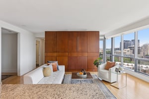 2001 15th St N 1005-9.jpg