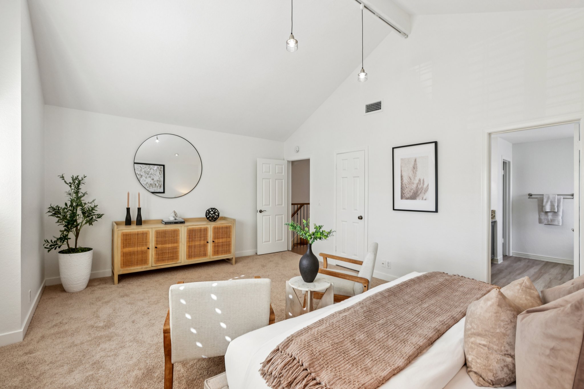 Bataan Rd-S1001-007.jpg