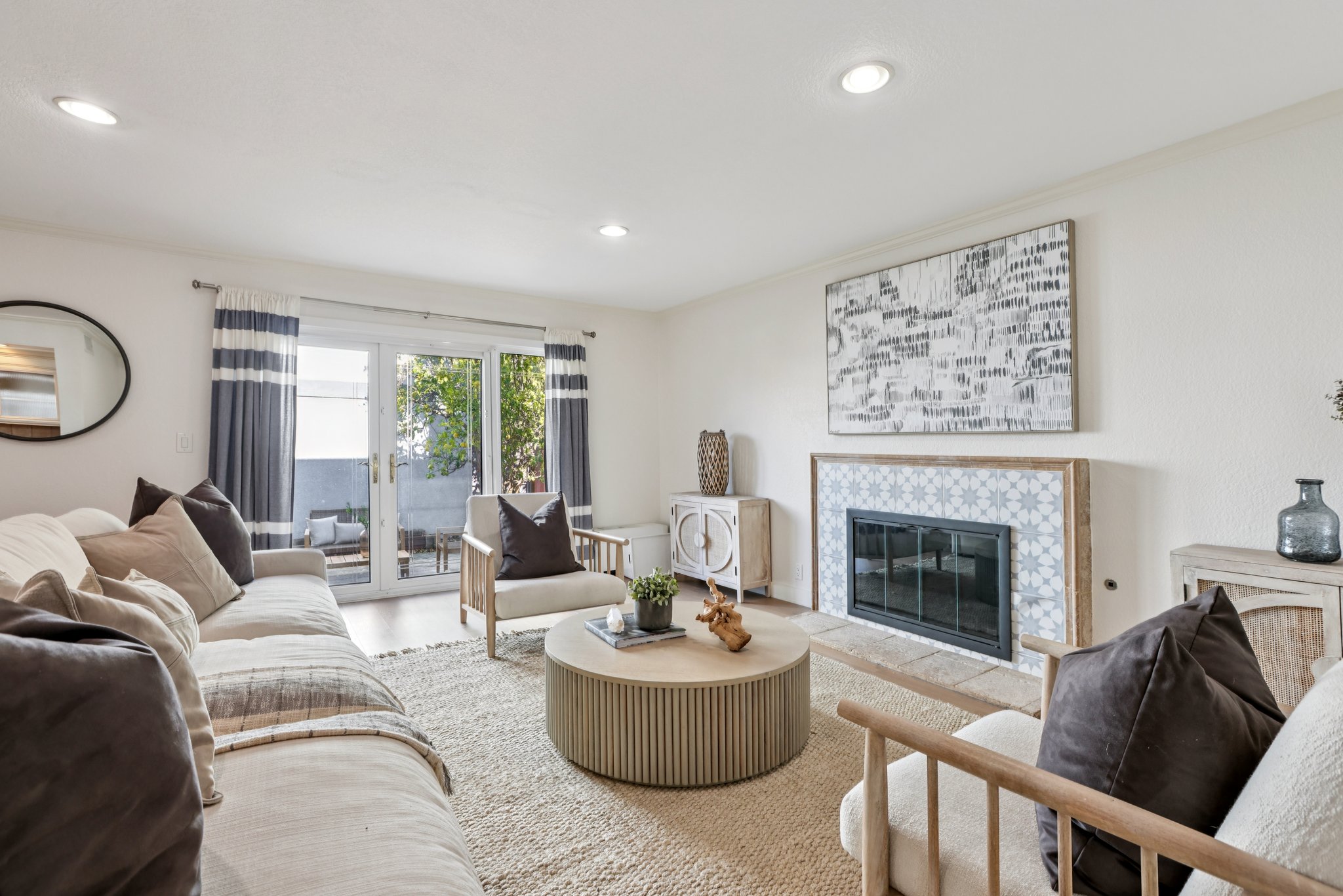 Bataan Rd-S1001-015.jpg