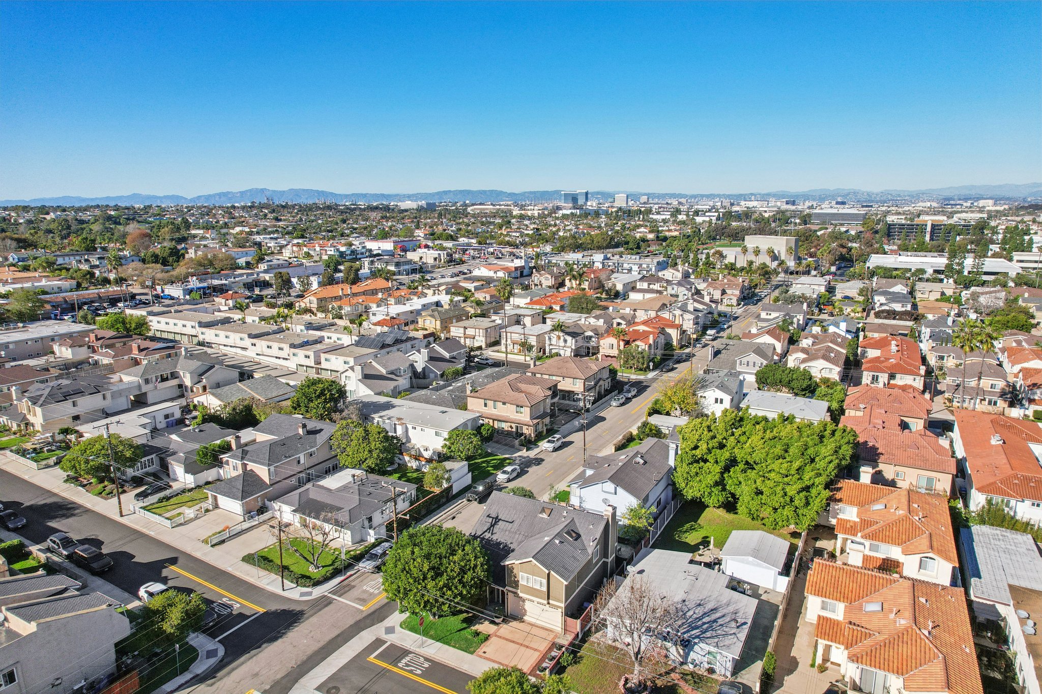 Bataan Rd-S1001-052.jpg