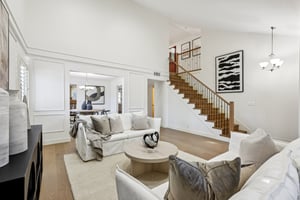 Bataan Rd-S1001-012.jpg