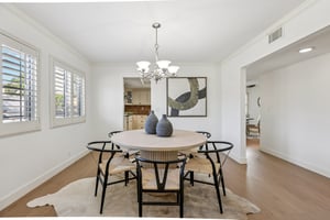 Bataan Rd-S1001-018.jpg