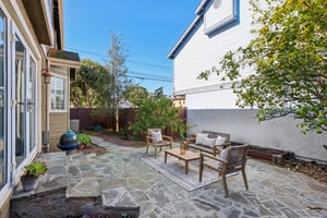 Bataan Rd-S1001-048.jpg