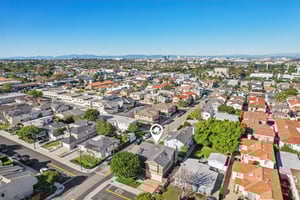 Bataan Rd-S1001-053.jpg