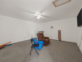  Photo 31