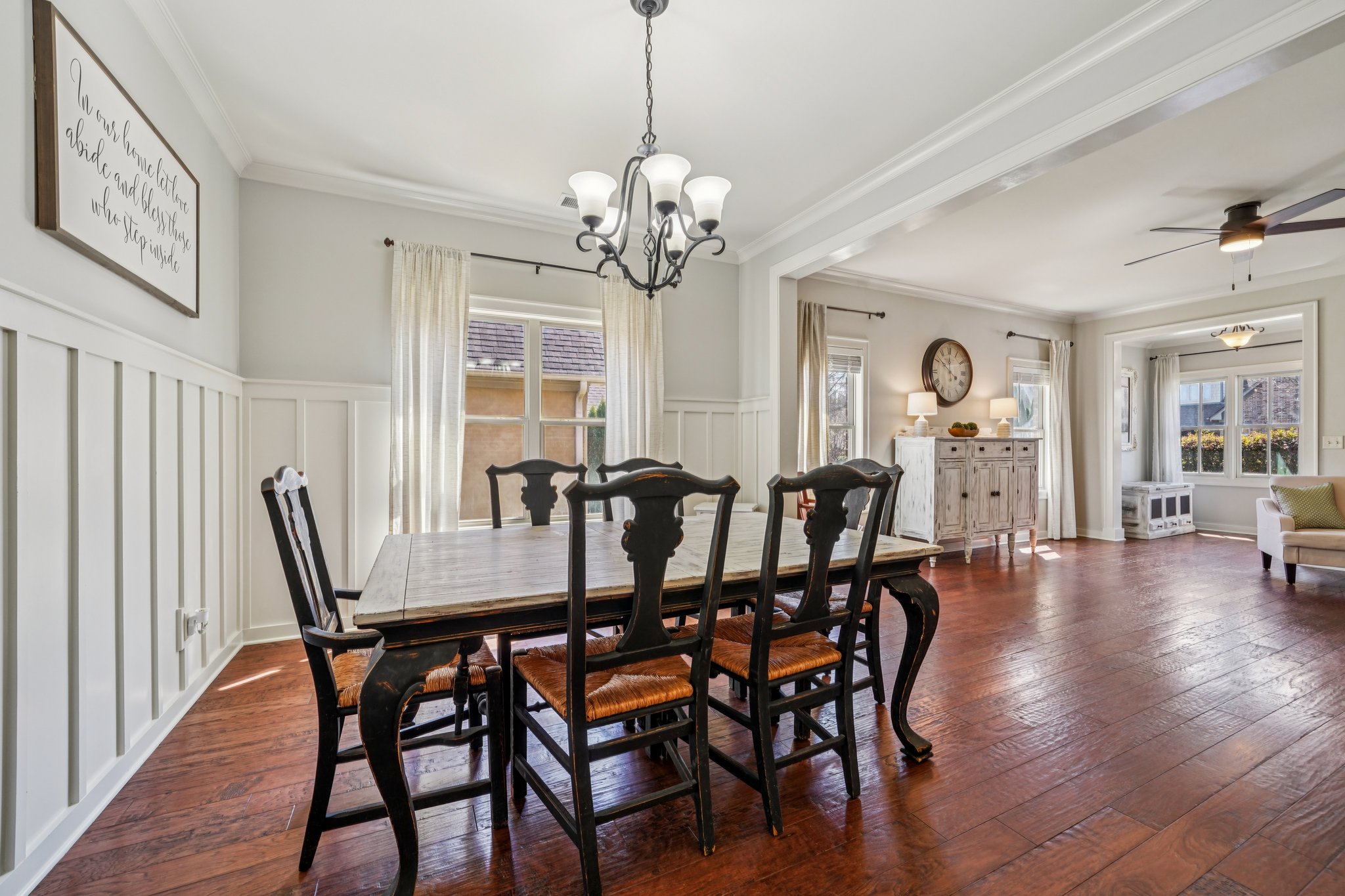 Regent Park Ln-S2103-012.jpg
