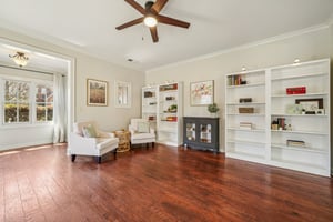 Regent Park Ln-S2103-004.jpg