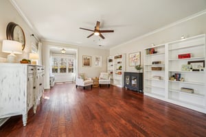 Regent Park Ln-S2103-005.jpg