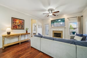 Regent Park Ln-S2103-008.jpg