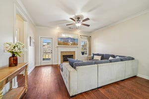 Regent Park Ln-S2103-009.jpg