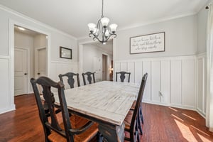 Regent Park Ln-S2103-015.jpg
