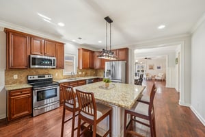 Regent Park Ln-S2103-019.jpg