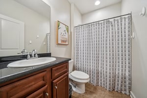Regent Park Ln-S2103-022.jpg