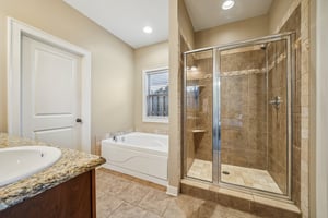 Regent Park Ln-S2103-033.jpg