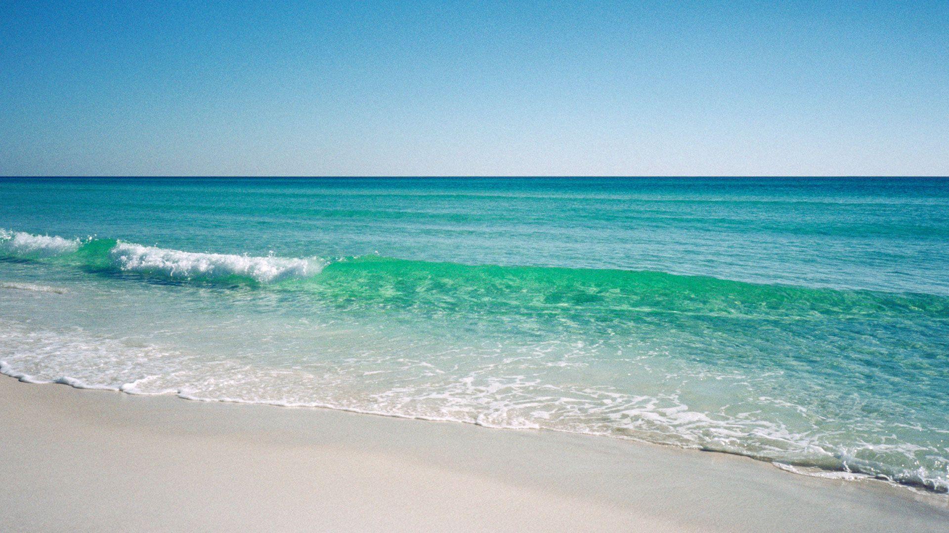 Gentle Gulf waves