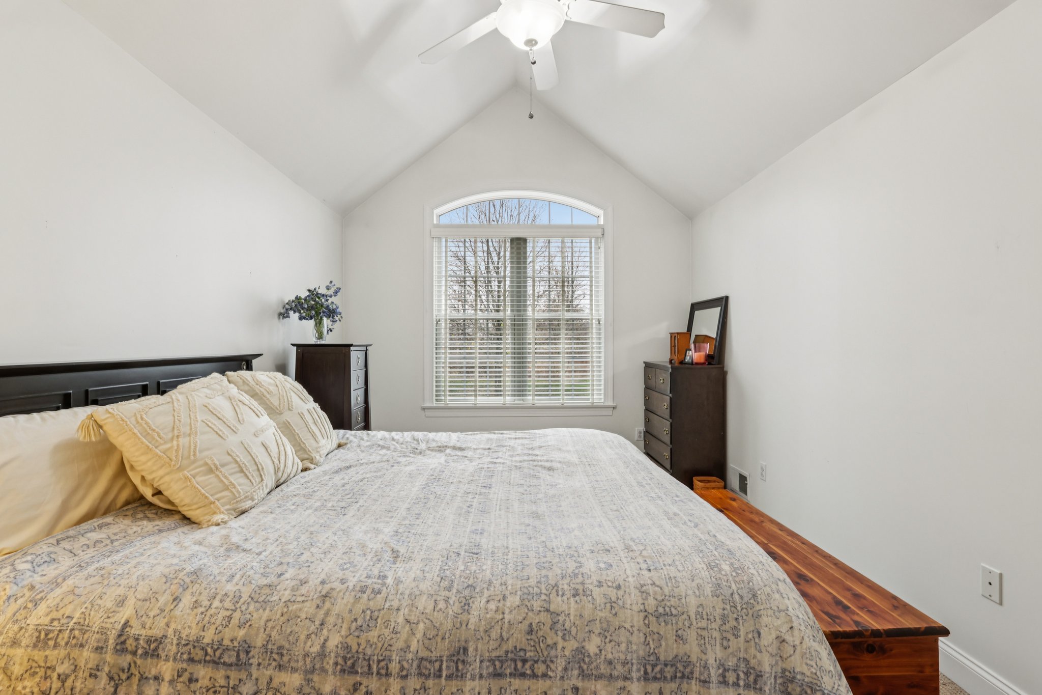 Deacon Dr-S2011-059.jpg