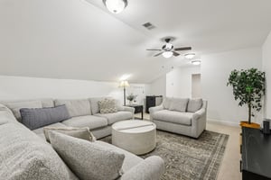 Deacon Dr-S2011-054.jpg