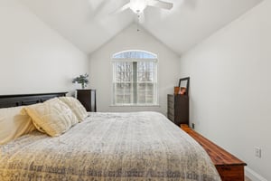 Deacon Dr-S2011-059.jpg